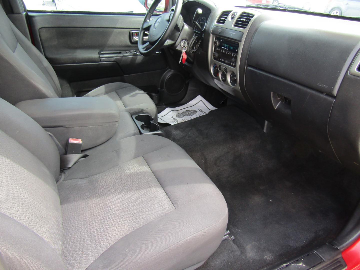 2012 Red /Gray GMC Canyon SLE Crew Cab 2WD (1GTD5MF9XC8) with an 2.9L L4 DOHC 16V engine, Automatic transmission, located at 15016 S Hwy 231, Midland City, AL, 36350, (334) 983-3001, 31.306210, -85.495277 - Photo#9